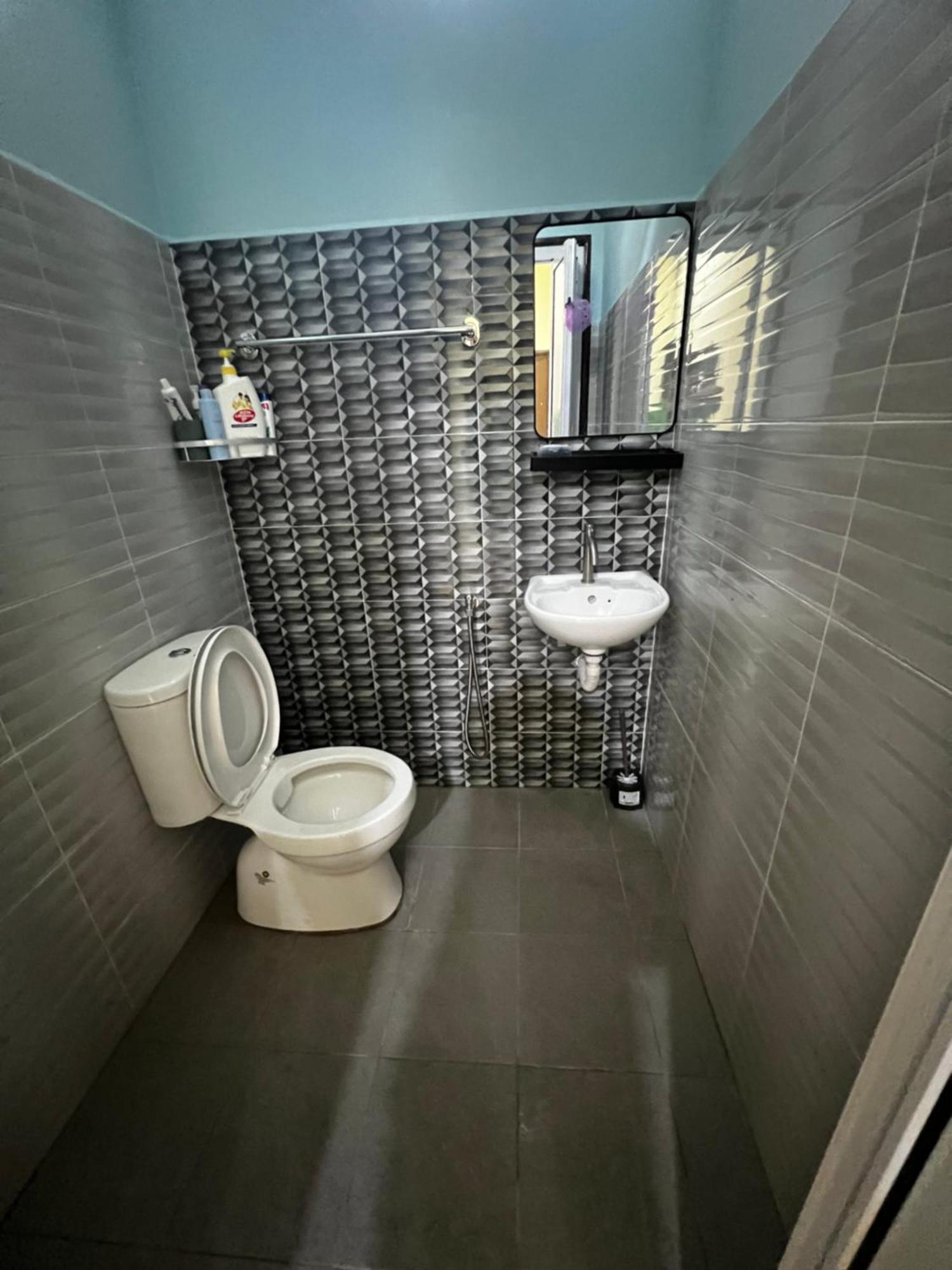 Yatee Homestay Kuala Terengganu Ngoại thất bức ảnh